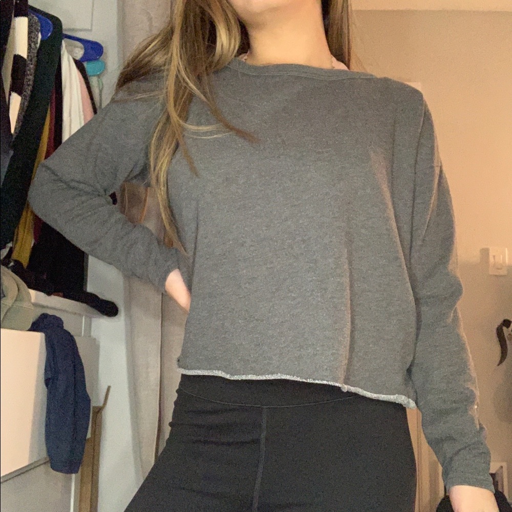 H&M loose cropped sweater